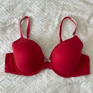 Victorias Secret Body By Victoria 36C